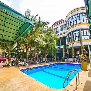 Charleston Hotel